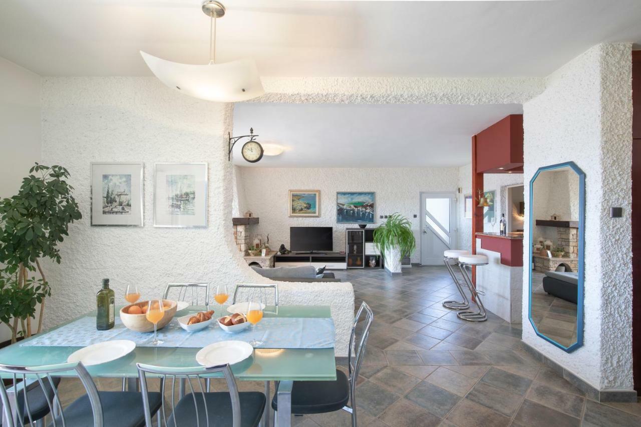Horizont View Apartment Pula Extérieur photo